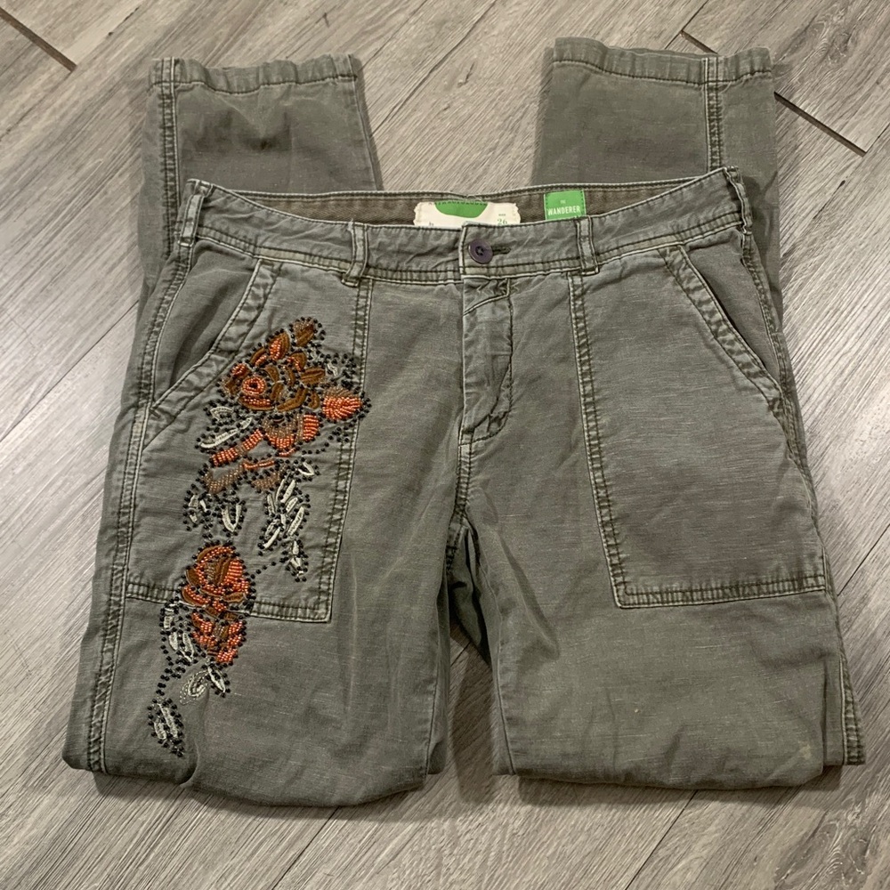 Anthropologie by Anthropologie “The Wanderer” Olive Floral Bead Detail size 26 - Picture 2 of 11